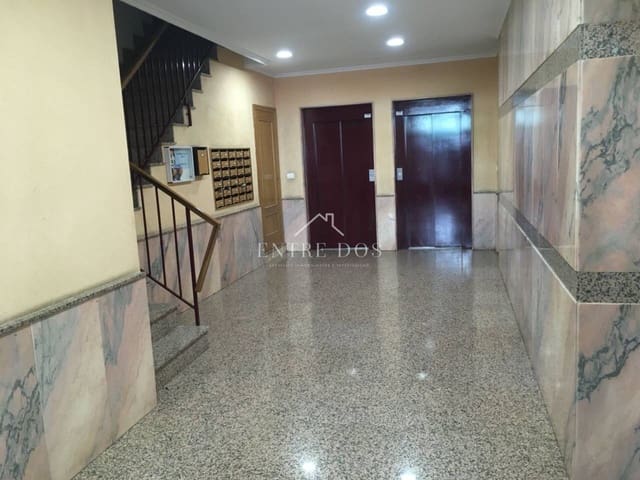 4 makuuhuone Asunto vuokrattavana paikassa Castelló de la Plana mukana 
autotalli - 910 € (Ref: 9113768)