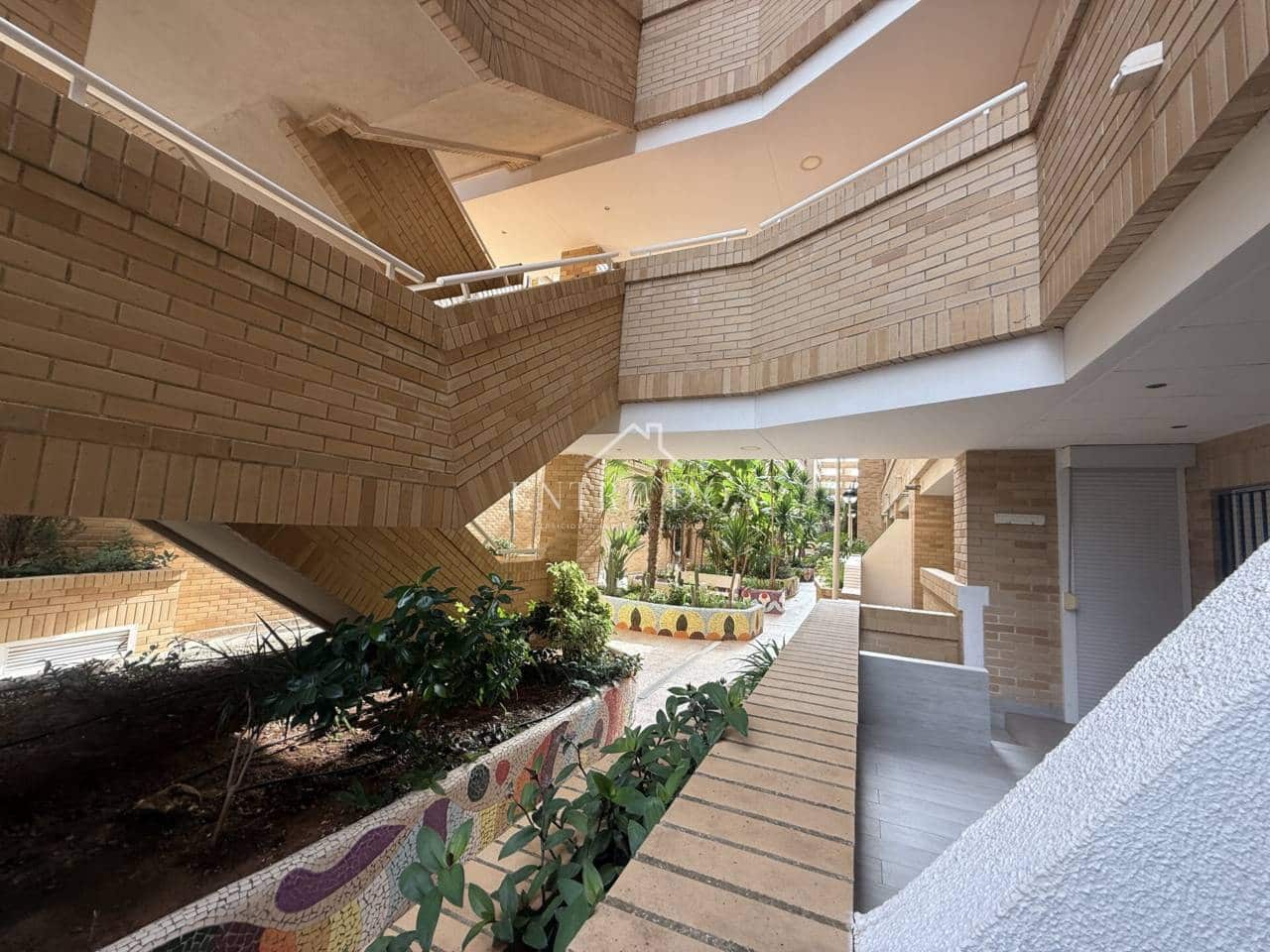 2 bedroom Flat for sale in Oropesa  with pool garage - € 195,000 (Ref: 9251772)