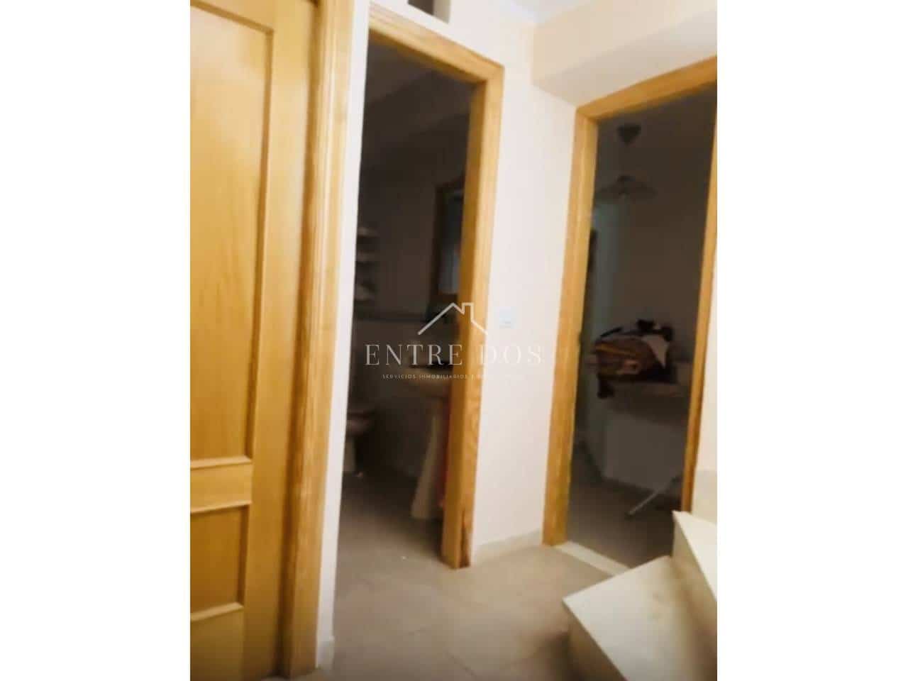 3 soveværelse Byhus til salg i El Toro med garage - € 120.000 (Ref: 9264050)