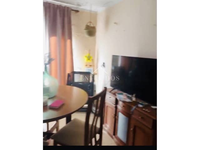 3 bedroom Townhouse for sale in El Toro with garage - € 120,000 (Ref: 9264050)