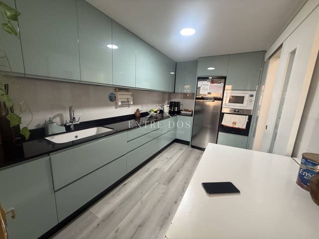 4 makuuhuone Asunto myytävänä paikassa Vila-real - 160 000 € (Ref: 9387595)