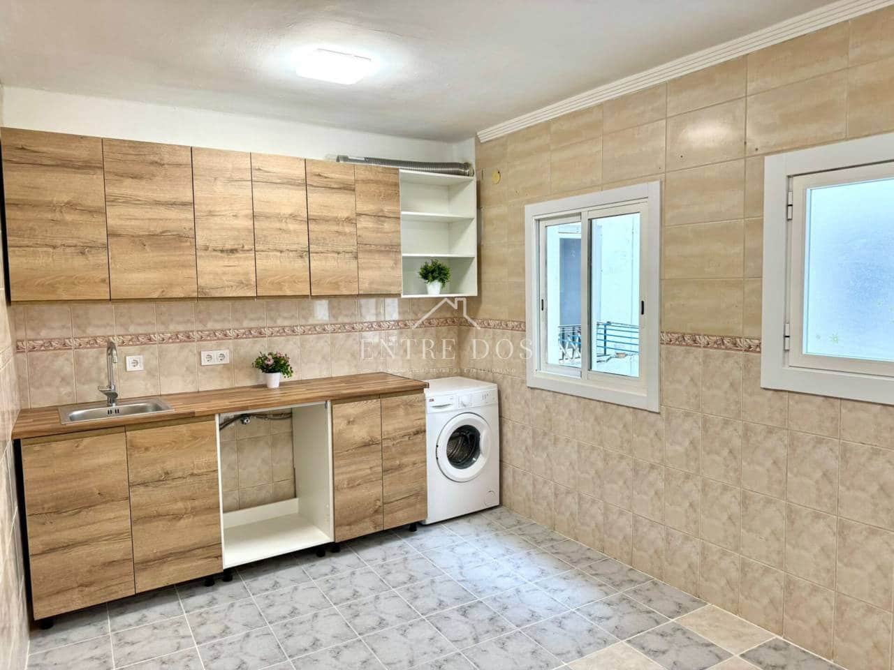 2 bedroom Apartment for sale in Castello de la Plana - € 115,999 (Ref: 9406409)