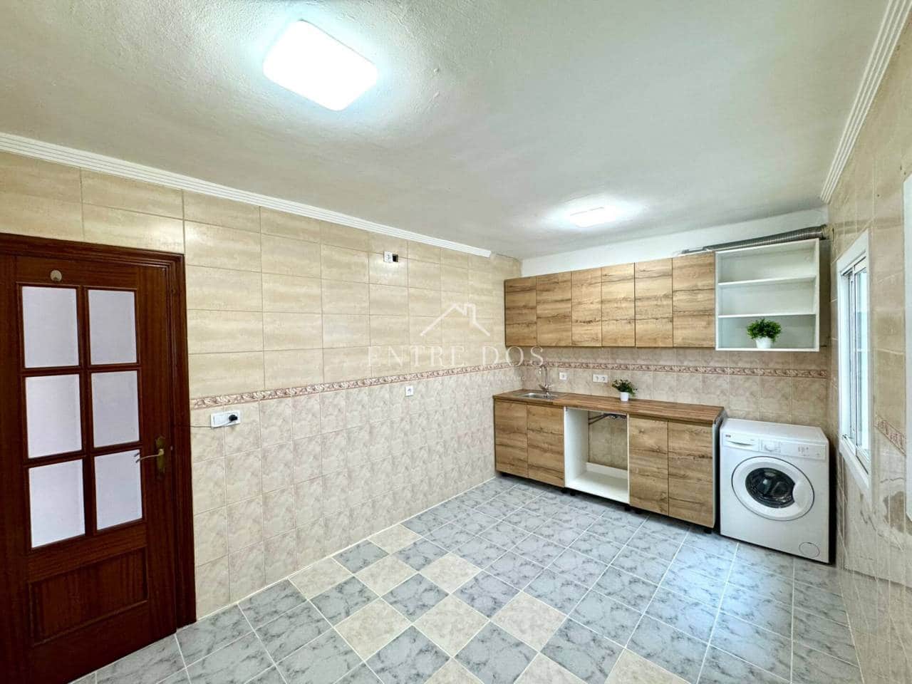 2 bedroom Apartment for sale in Castello de la Plana - € 115,999 (Ref: 9406409)