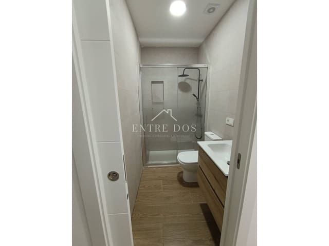 3 bedroom Semi-detached Villa for sale in Castelló de la Plana - € 198,999 (Ref: 9410656)