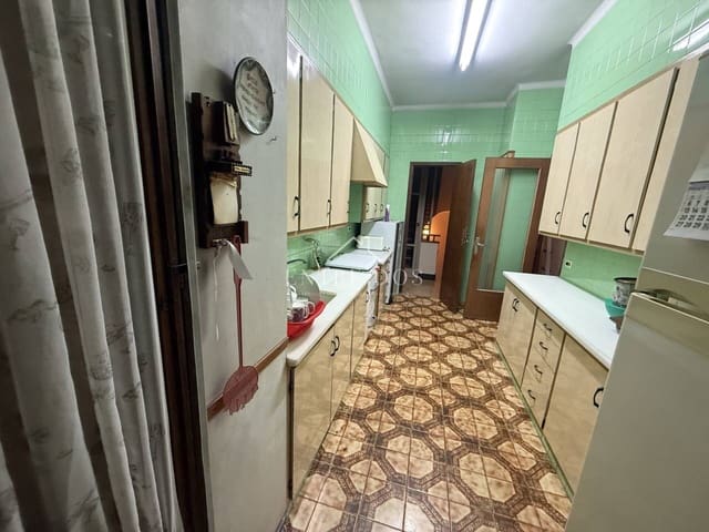 6 soverom Hus til salgs i Almassora / Almazora med garasje - € 299 000 (Ref: 9430851)