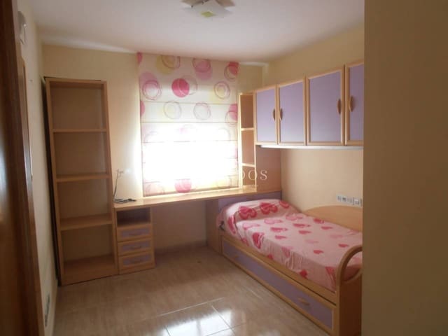 Adosado de 4 habitaciones en Almassora / Almazora en venta con garaje - 140.000 € (Ref: 9468008)