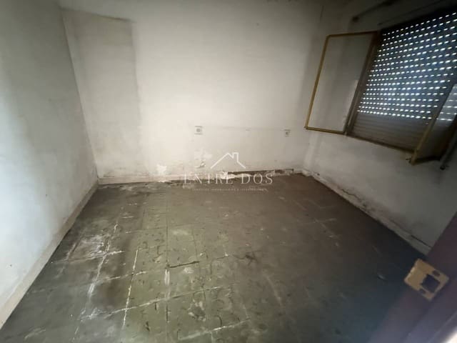 4 slaapkamer Huis te koop in Burriana / Borriana - € 53.000 (Ref: 9491040)