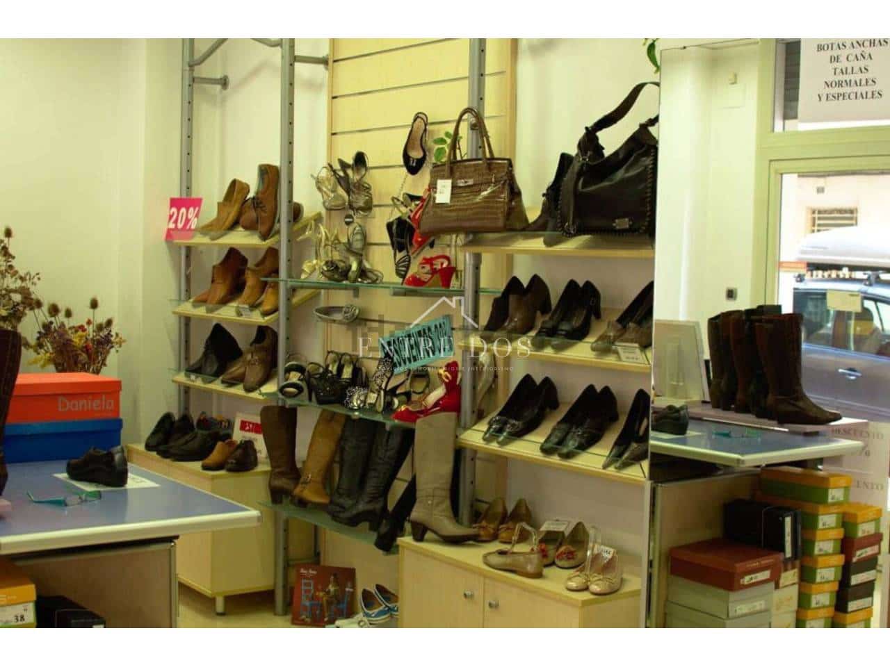 1 slaapkamer Commercieel te huur in Castello de la Plana - € 475 (Ref: 9561363)