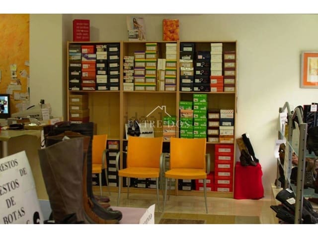 1 slaapkamer Commercieel te huur in Castelló de la Plana - € 475 (Ref: 9561363)