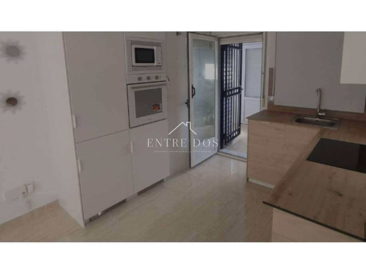 2 soverom Leilighet til salgs i Oropesa  med svømmebasseng garasje - € 153 000 (Ref: 9561364)