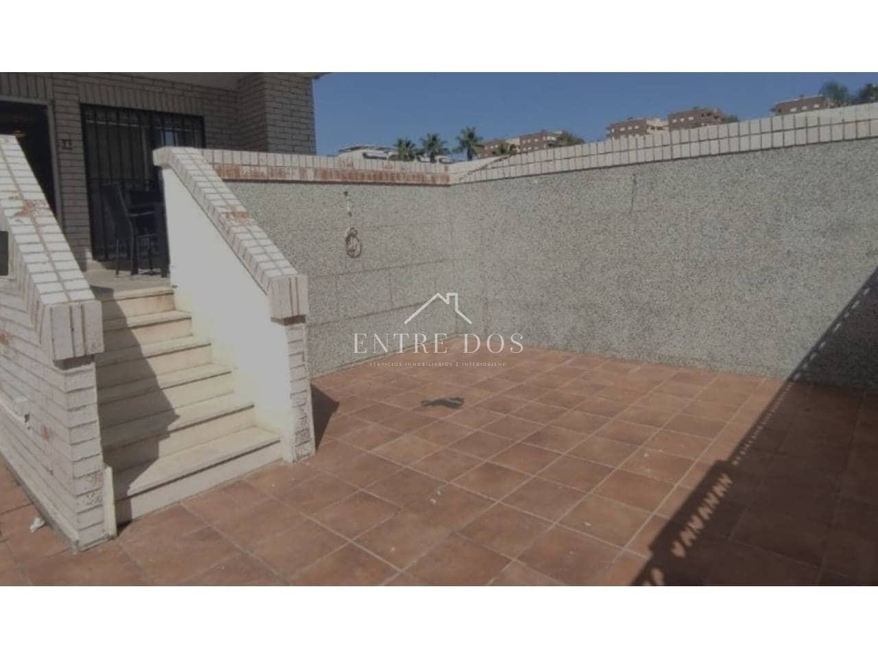 2 soverom Leilighet til salgs i Oropesa  med svømmebasseng garasje - € 153 000 (Ref: 9561364)