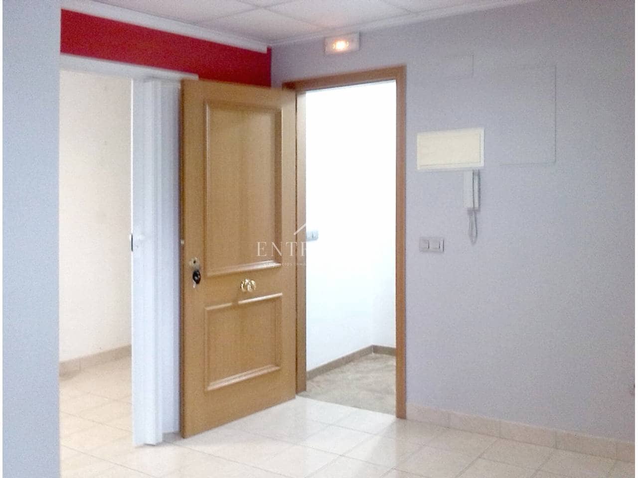 Kaupallinen myytävänä paikassa Vila-real - 90 000 € (Ref: 9573683)