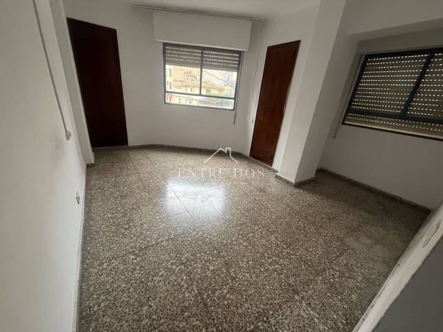 3 quarto Apartamento para venda em Castelló de la Plana - 148 000 € (Ref: 9581381)
