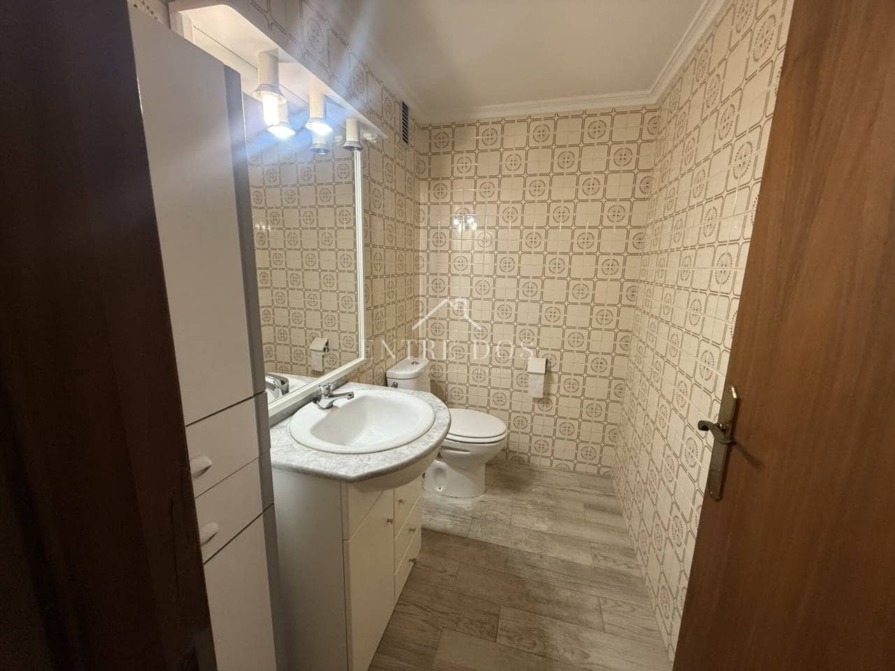 4 makuuhuone Asunto myytävänä paikassa Vila-real - 150 000 € (Ref: 9594478)