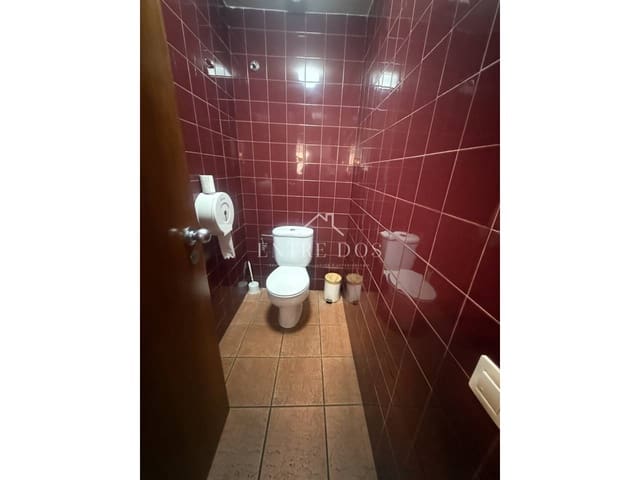 Local Comercial de 2 habitaciones en Castelló de la Plana en venta - 399.000 € (Ref: 9610656)