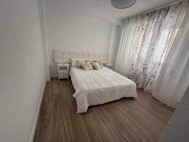 Piso de 3 habitaciones en Benicàssim en alquiler - 850 € (Ref: 9676696)