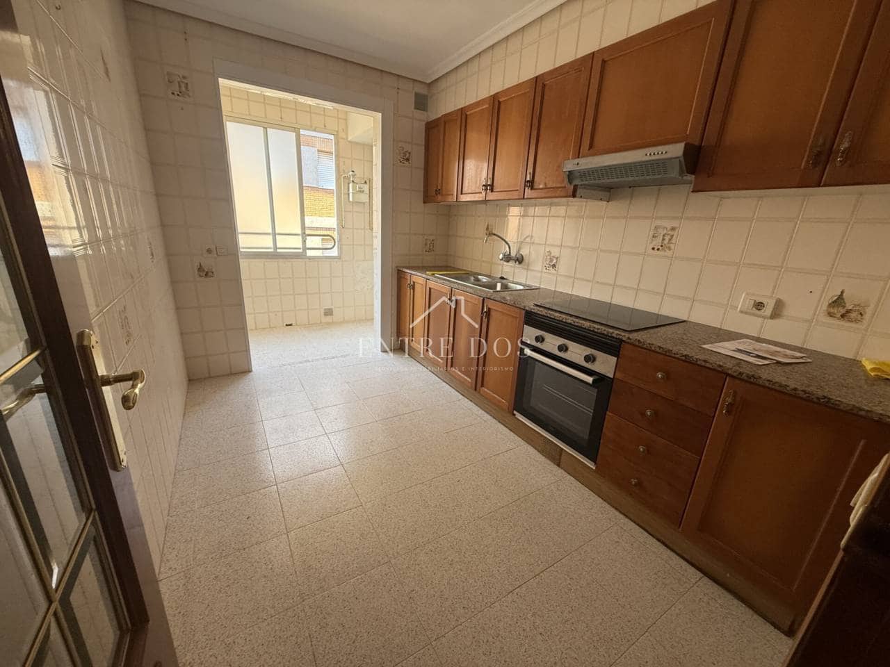 4 bedroom Flat for sale in Almassora / Almazora - € 140,000 (Ref: 9694568)