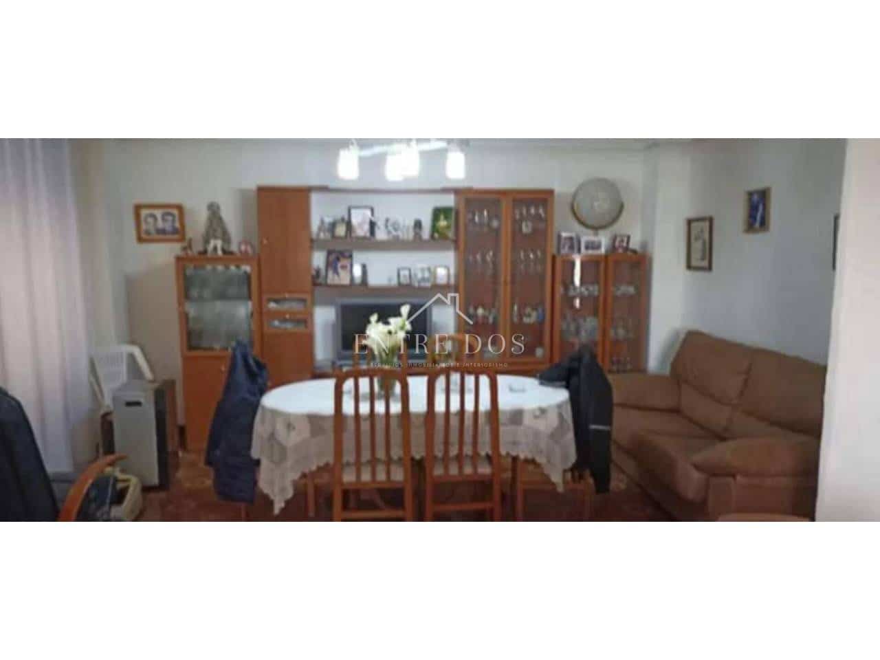 3 sovrum Villa till salu i Moncofa med garage - 190 000 € (Ref: 9770231)