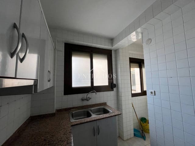 4 sypialnia Mieszkanie do wynajęcia w Castelló de la Plana - 1 100 € (Ref: 9770232)