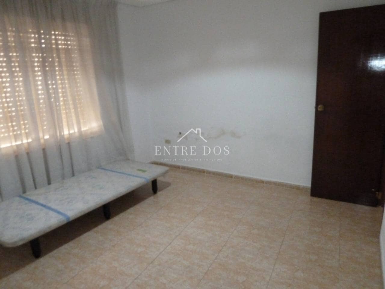 Casa de 5 habitaciones en Vila-real en venta - 150.000 € (Ref: 9810946)