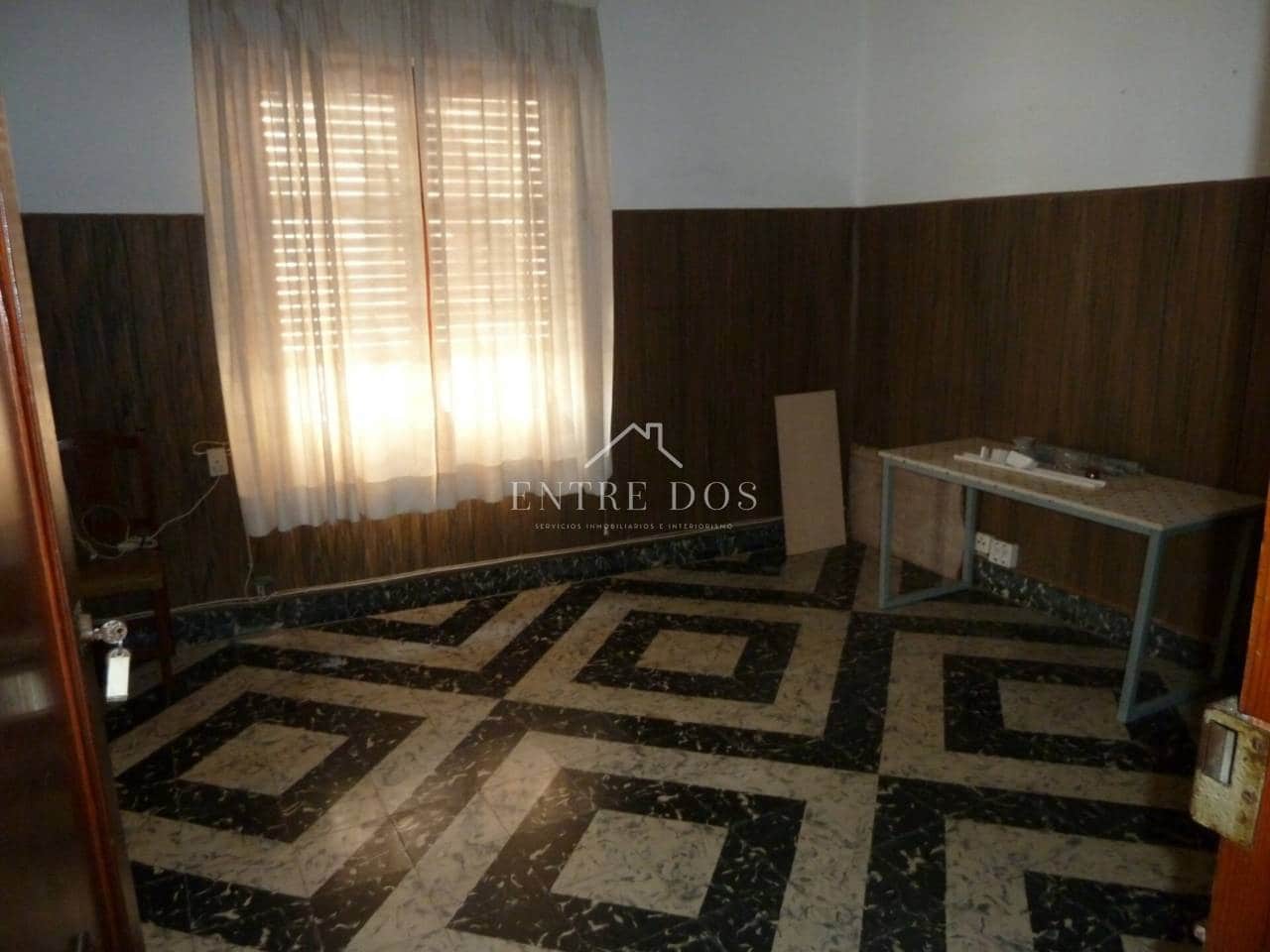 Casa de 5 habitaciones en Vila-real en venta - 150.000 € (Ref: 9810946)