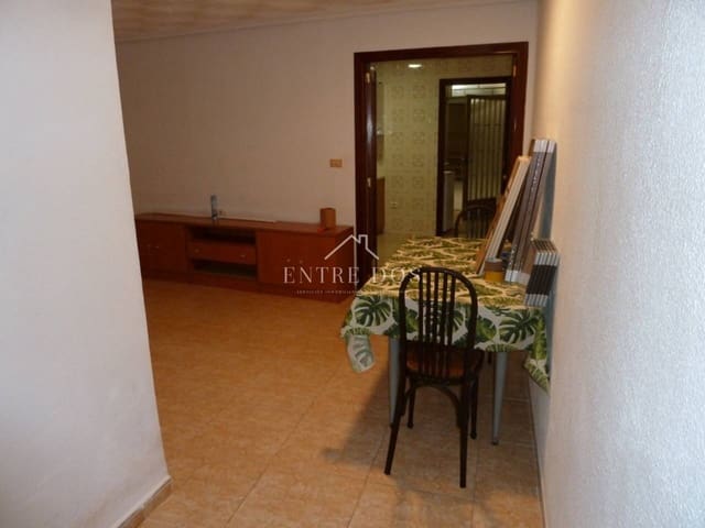 Casa de 5 habitaciones en Vila-real en venta - 150.000 € (Ref: 9810946)