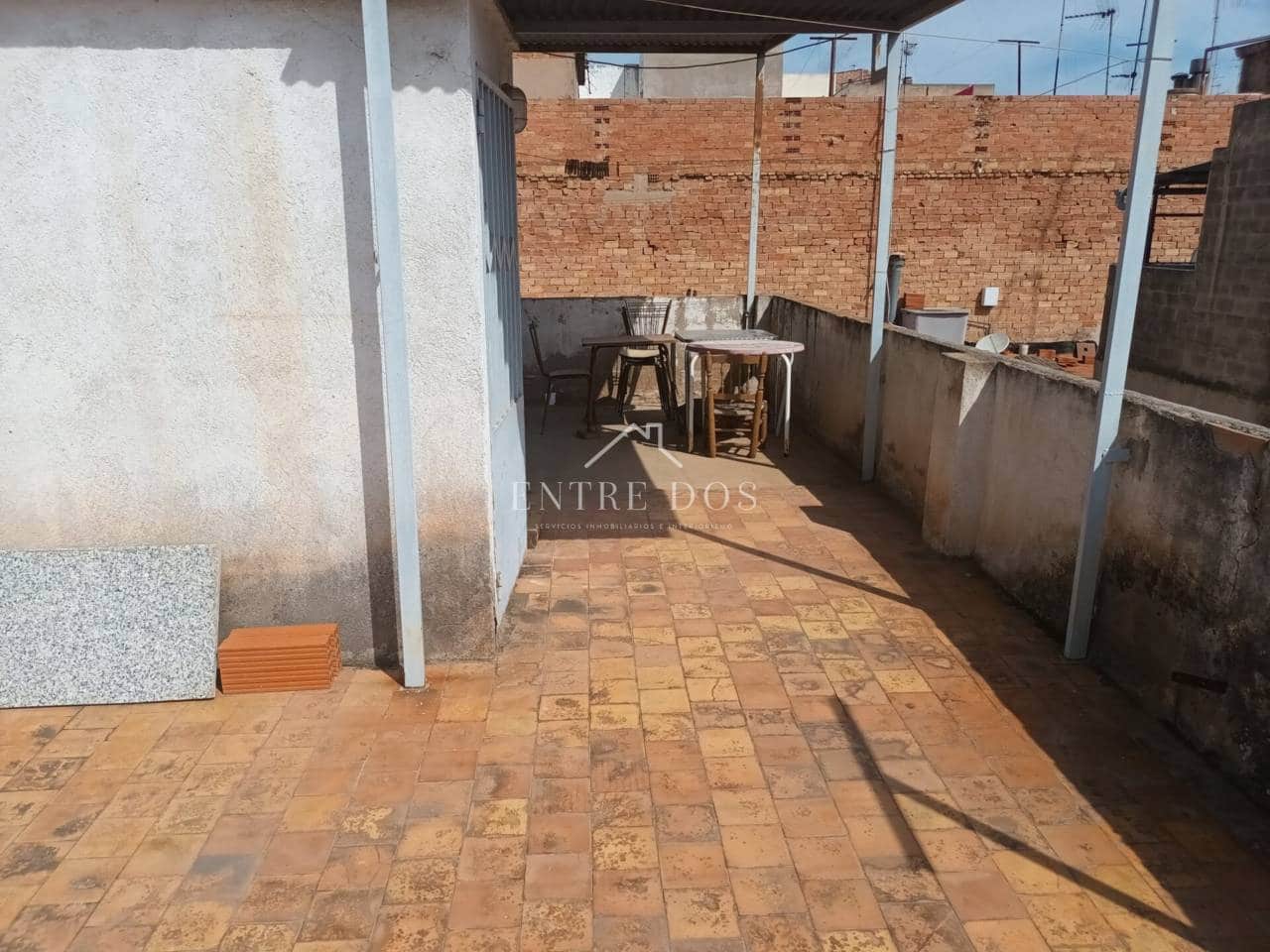 Casa de 4 habitaciones en Vila-real en venta - 150.000 € (Ref: 9810947)