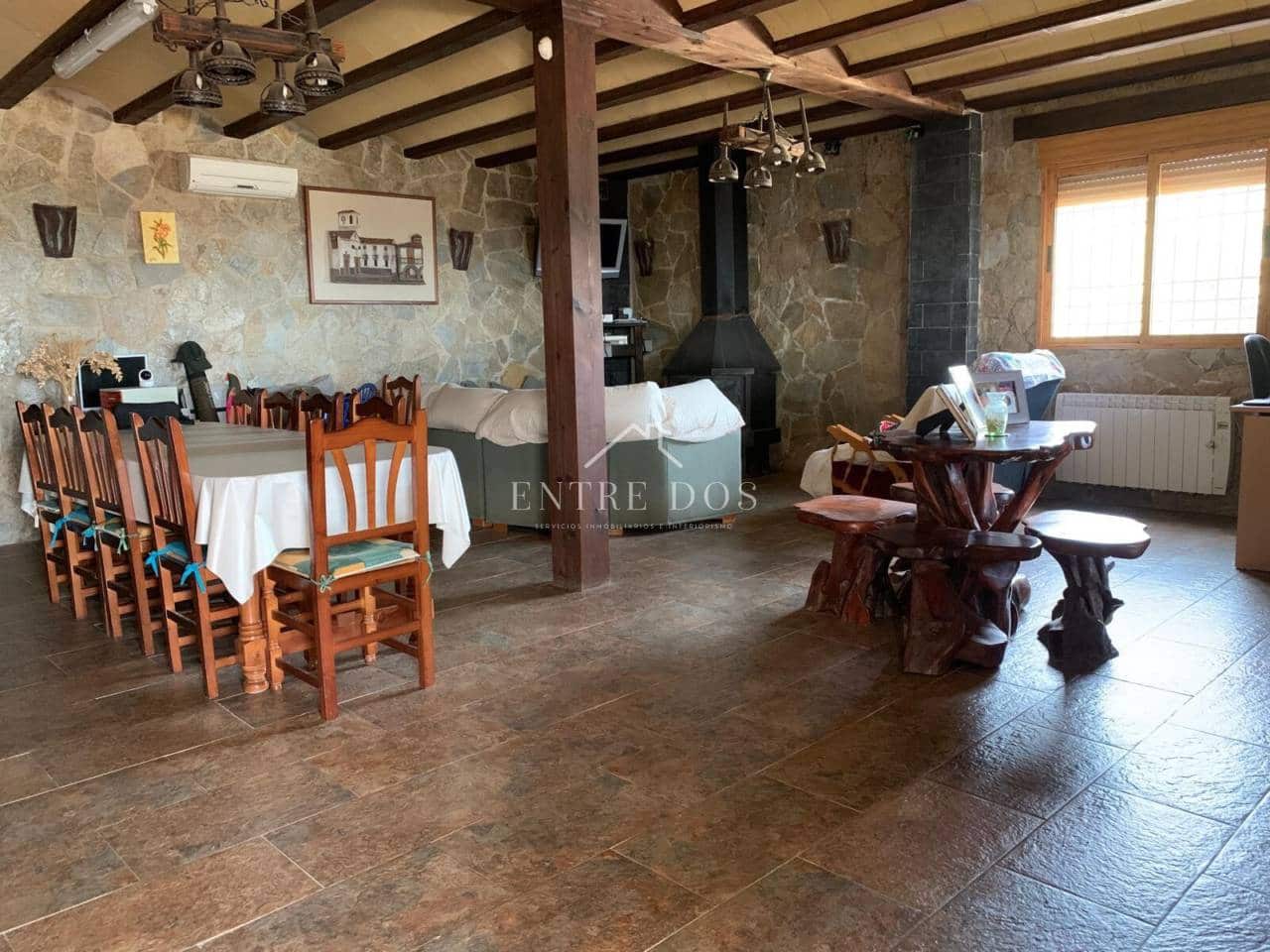 9 bedroom Finca/Country House for sale in Castello de la Plana with pool garage - € 360,000 (Ref: 9841976)