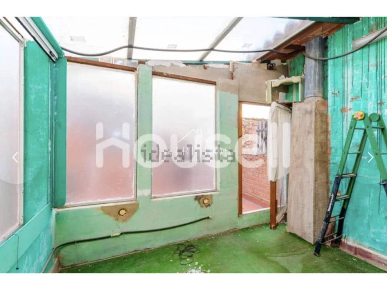 3 bedroom Townhouse for sale in Onda - € 145,000 (Ref: 9875549)