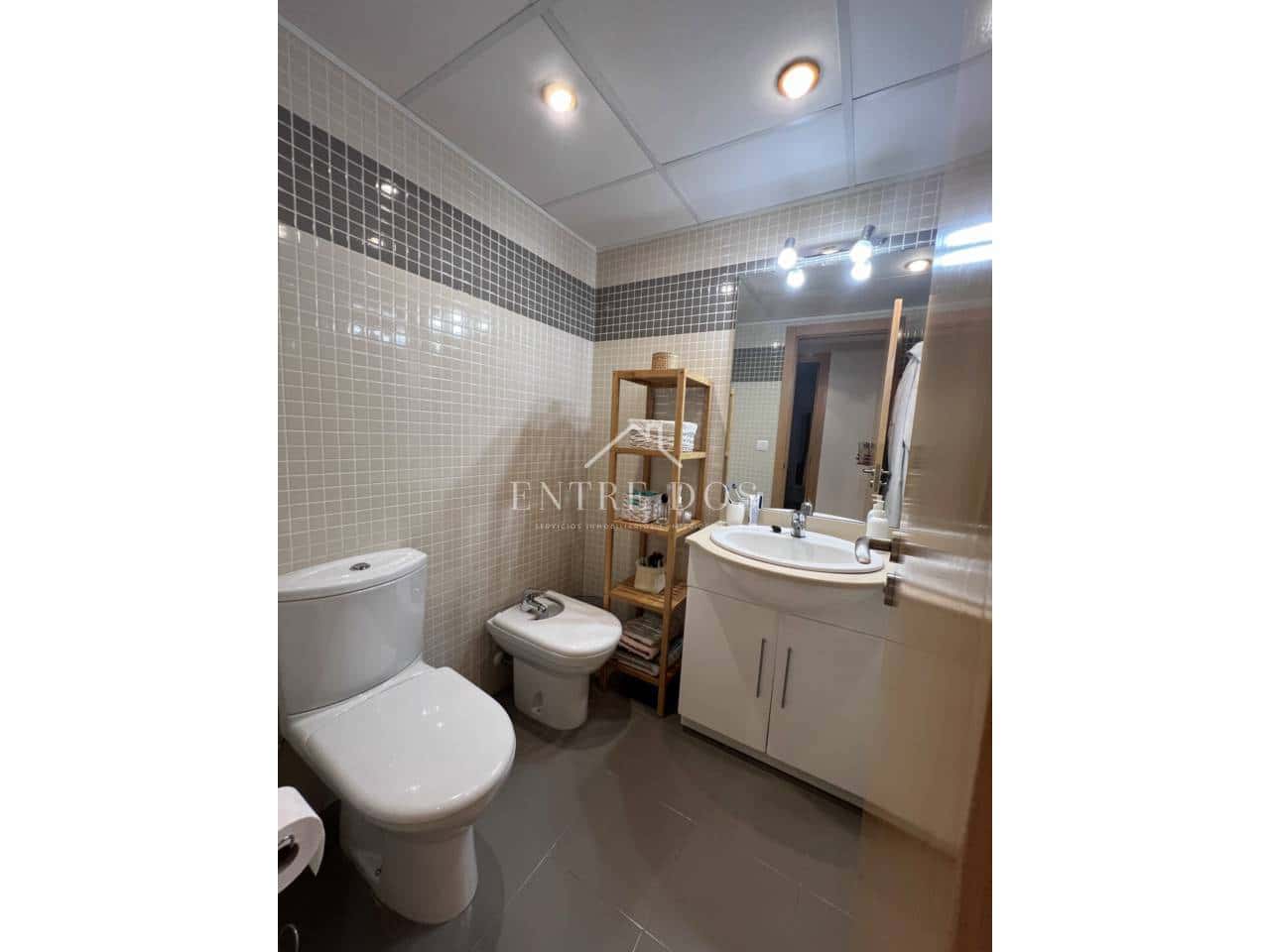 Maison de Ville de 5 chambres à louer à Castello de la Plana avec garage - 1 600 € (Ref: 9986284)