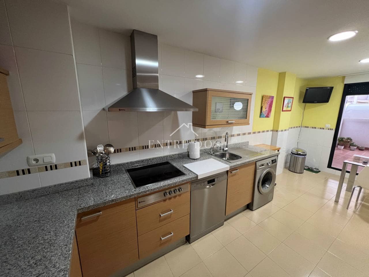 Maison de Ville de 5 chambres à louer à Castello de la Plana avec garage - 1 600 € (Ref: 9986284)