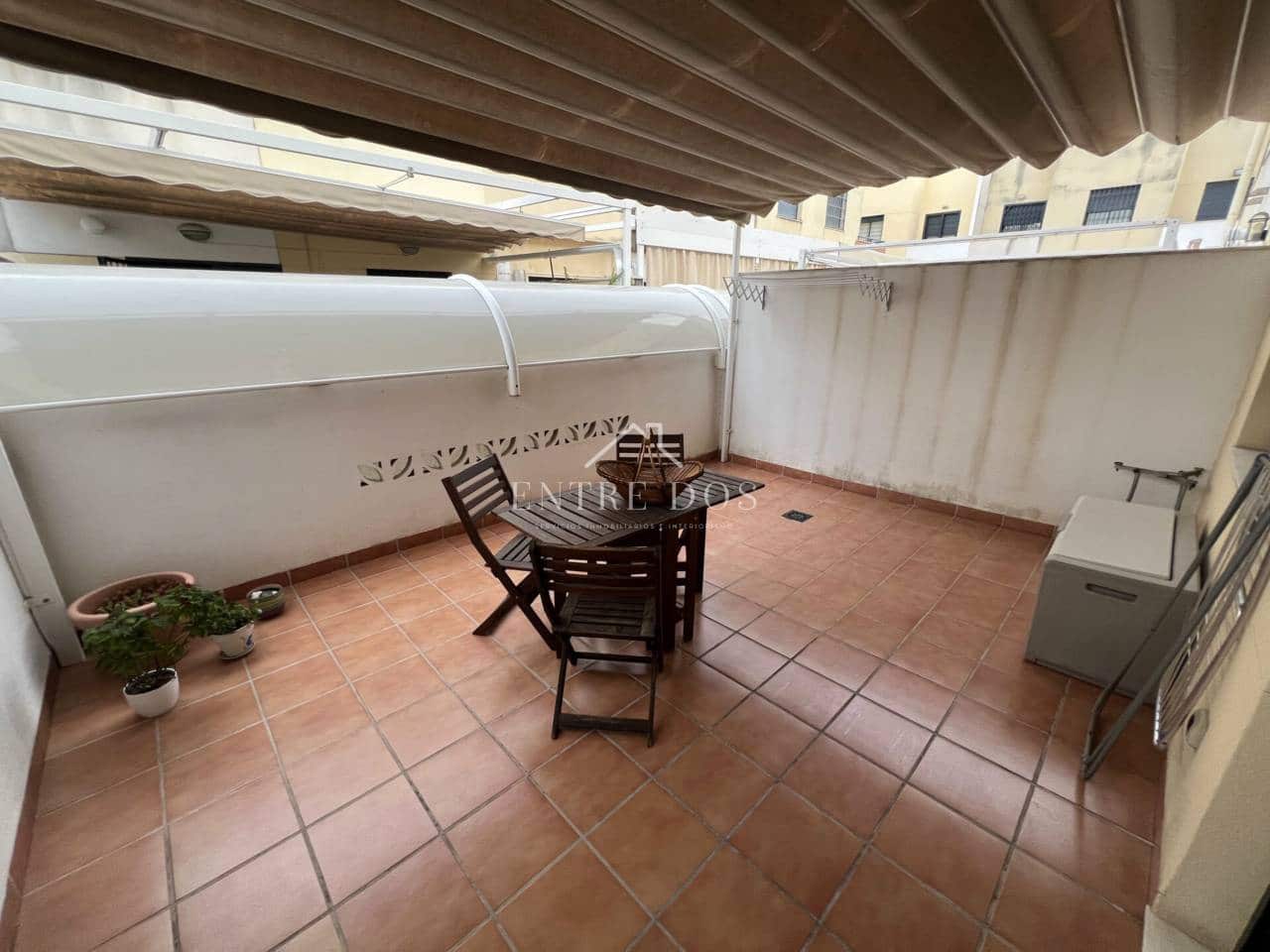 Maison de Ville de 5 chambres à louer à Castello de la Plana avec garage - 1 600 € (Ref: 9986284)