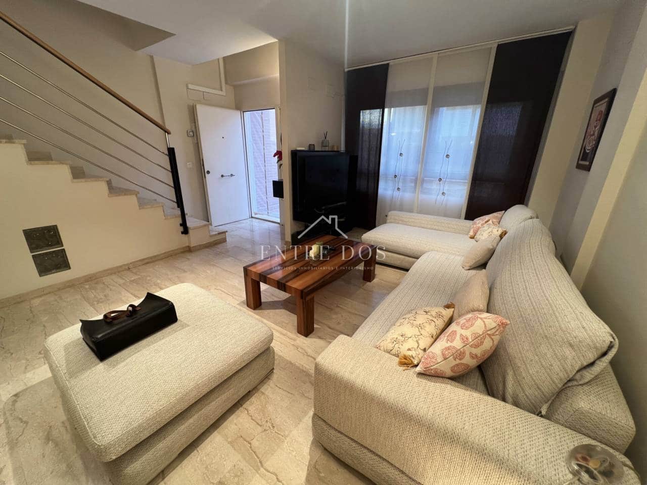 Maison de Ville de 5 chambres à louer à Castello de la Plana avec garage - 1 600 € (Ref: 9986284)