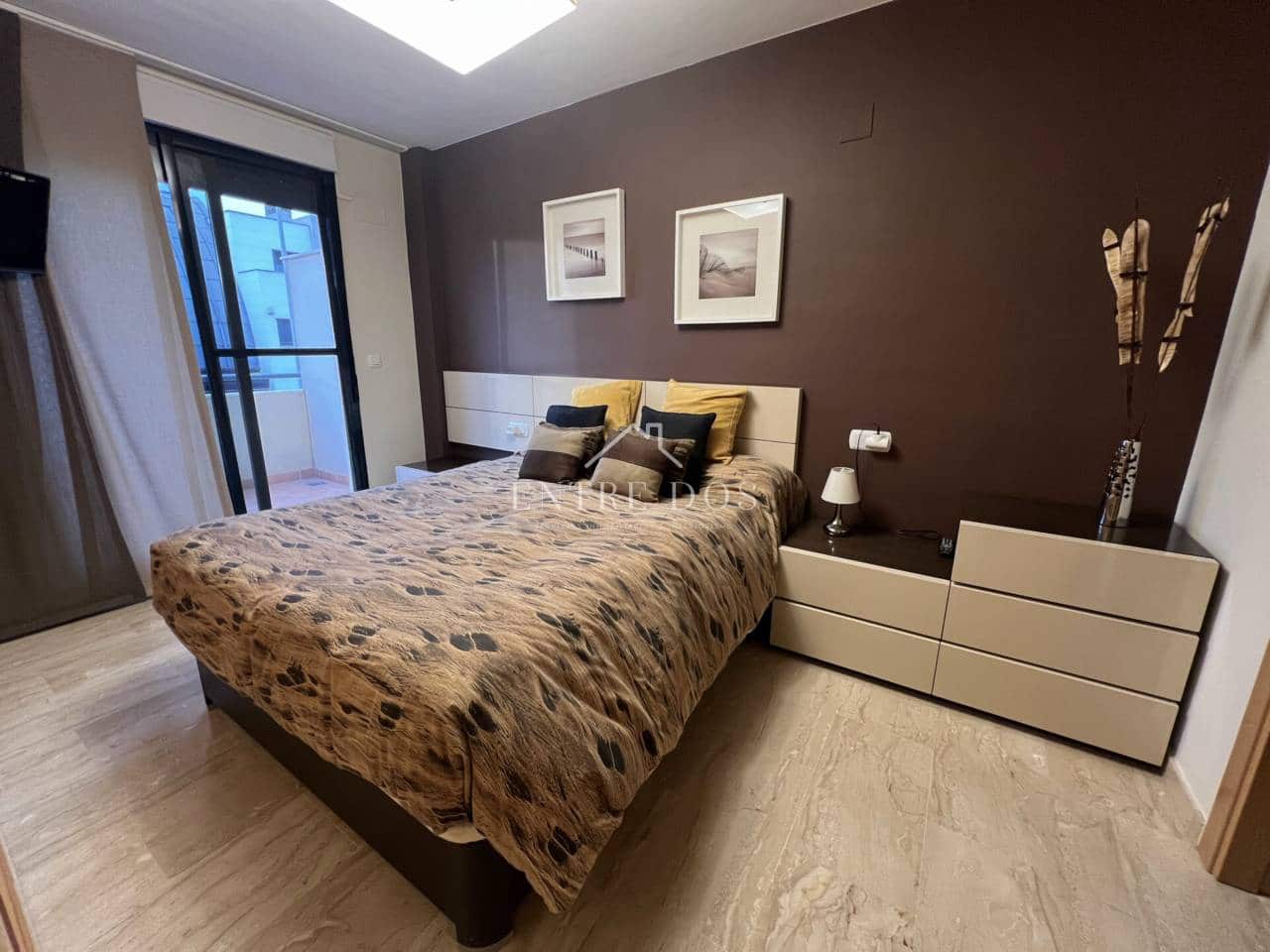 Maison de Ville de 5 chambres à louer à Castello de la Plana avec garage - 1 600 € (Ref: 9986284)