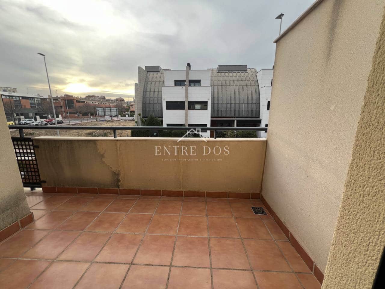 Maison de Ville de 5 chambres à louer à Castello de la Plana avec garage - 1 600 € (Ref: 9986284)