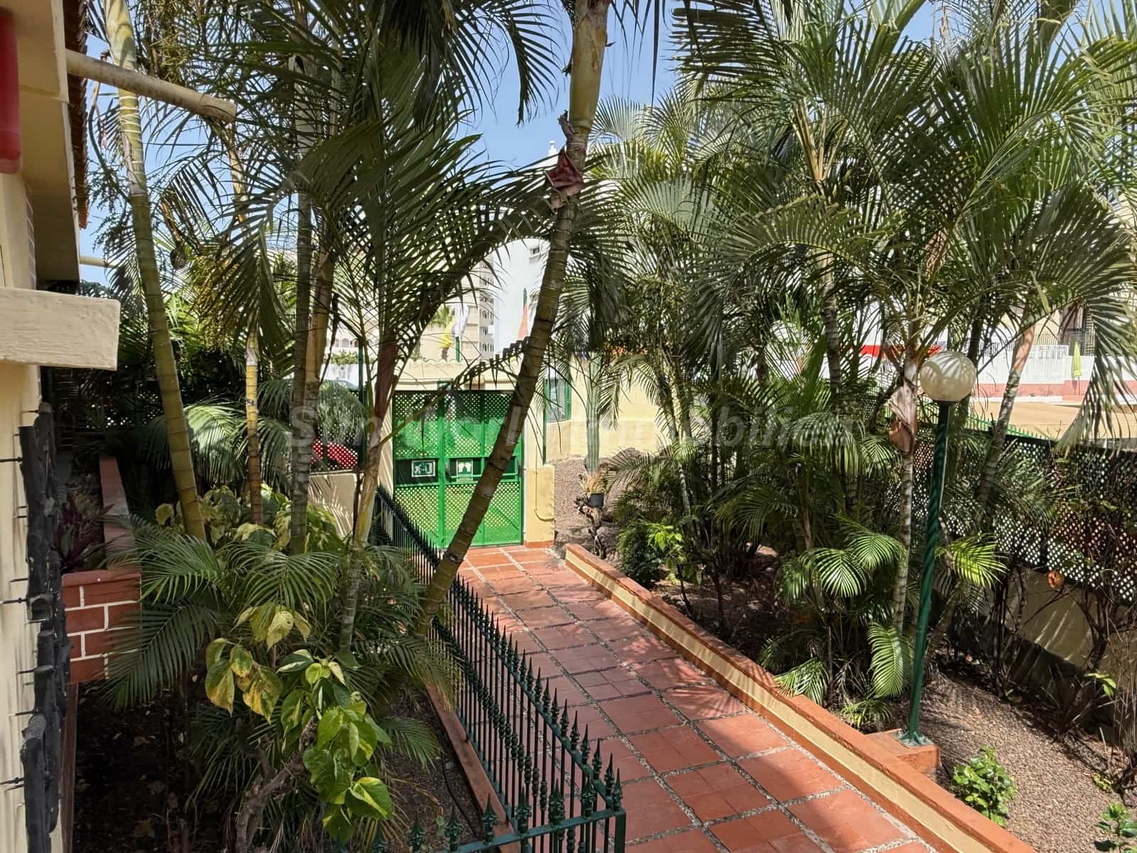 Piso de 1 habitación en Playa del Inglés en venta - 180.000 € (Ref: 10029878)