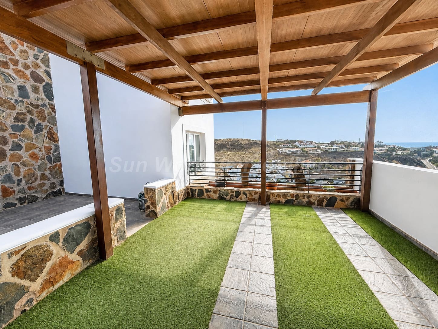4 Zimmer Haus zu vermieten in San Agustin mit Garage - 3.900 € (Ref: 10031264)