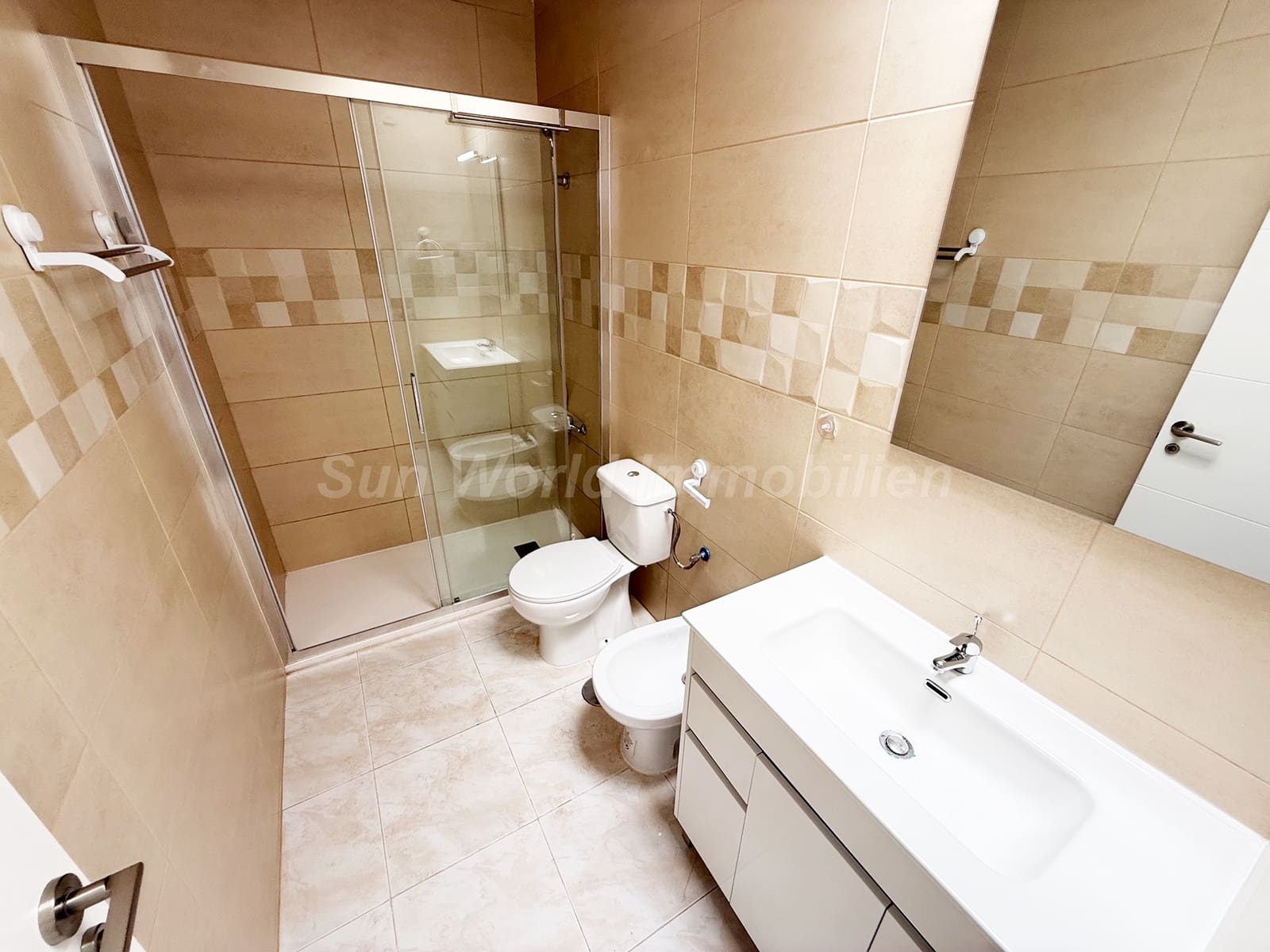 4 makuuhuone Omakotitalo vuokrattavana paikassa Puerto Rico - 1 700 € (Ref: 10042218)