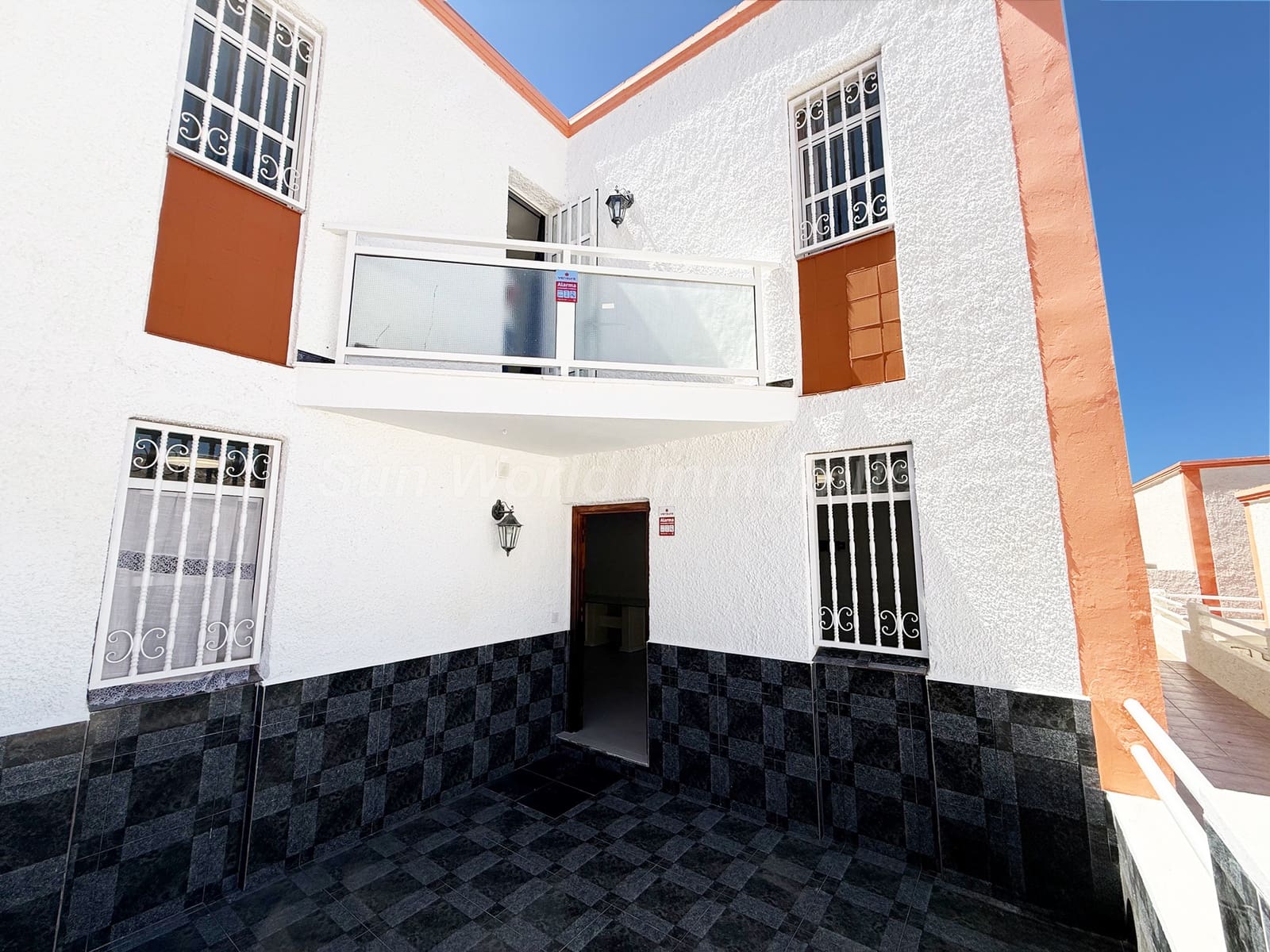 4 makuuhuone Omakotitalo vuokrattavana paikassa Puerto Rico - 1 700 € (Ref: 10042218)