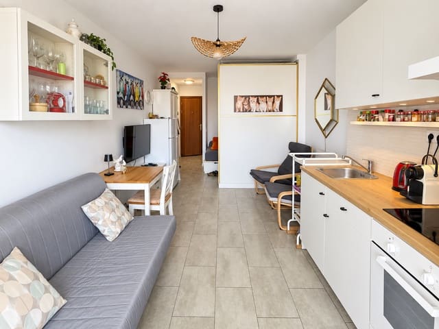 1 quarto Apartamento para venda em Playa del Inglés, San Bartolomé de Tirajana com piscina - 210 000 € (Ref: 10062361)