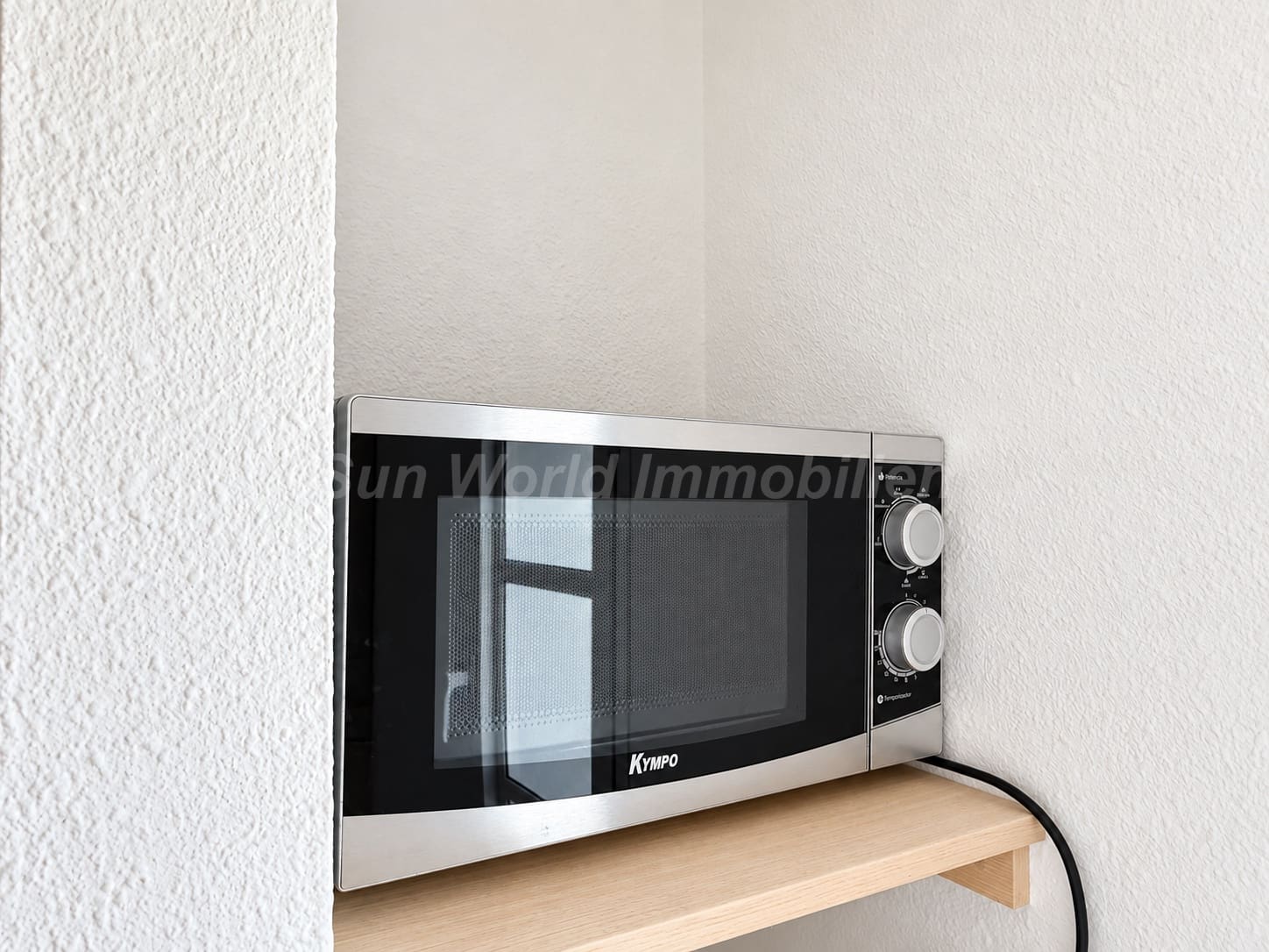 Flat for rent in Sonneland with pool - € 1,250 (Ref: 10110217)