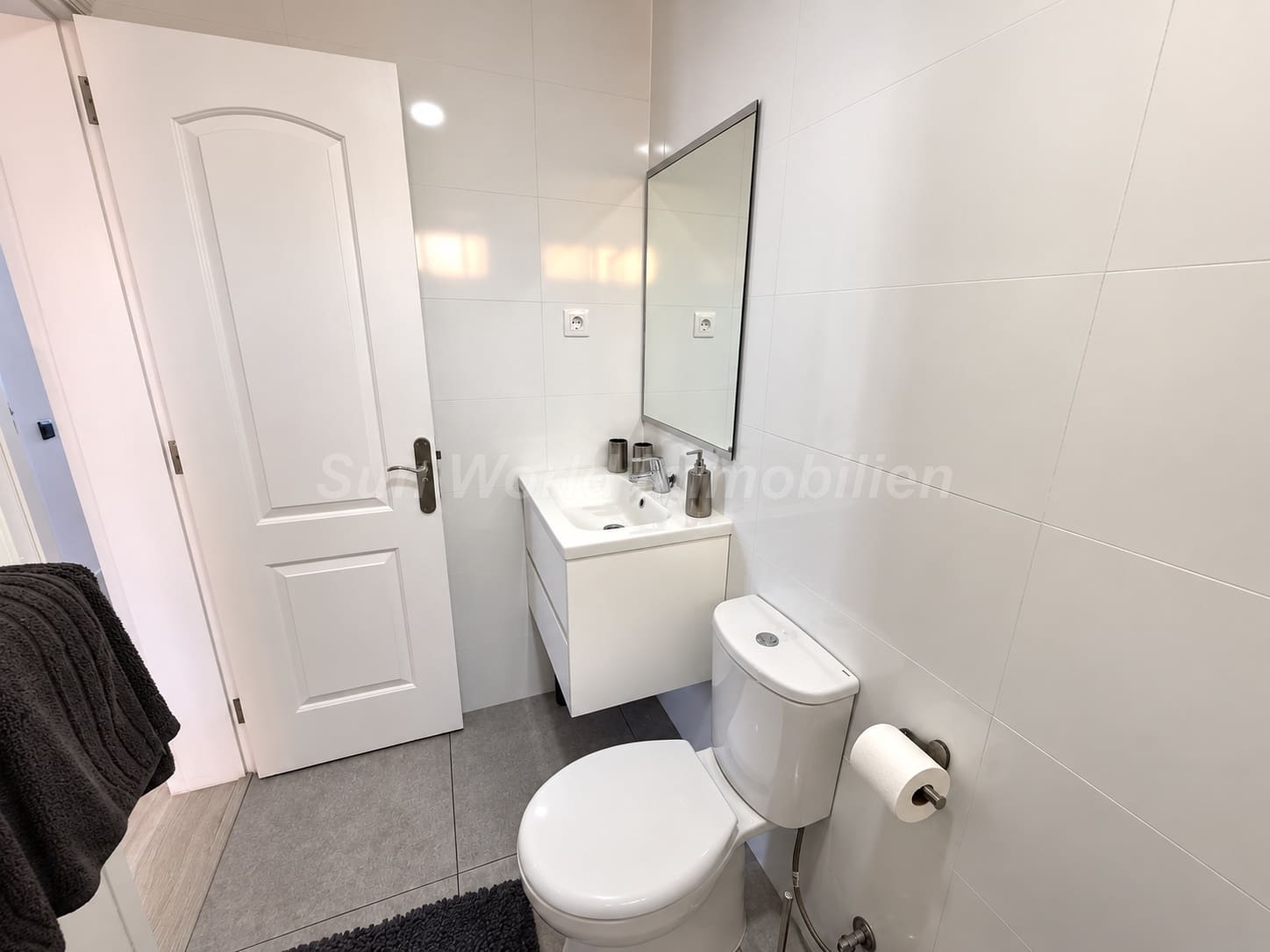 Flat for rent in Sonneland with pool - € 1,250 (Ref: 10110217)