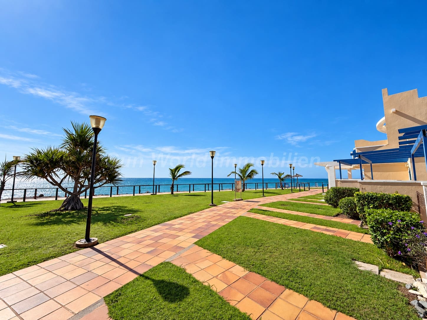 Bungalow de 1 habitación en Bahia Feliz en alquiler con piscina - 1.100 € (Ref: 10132142)