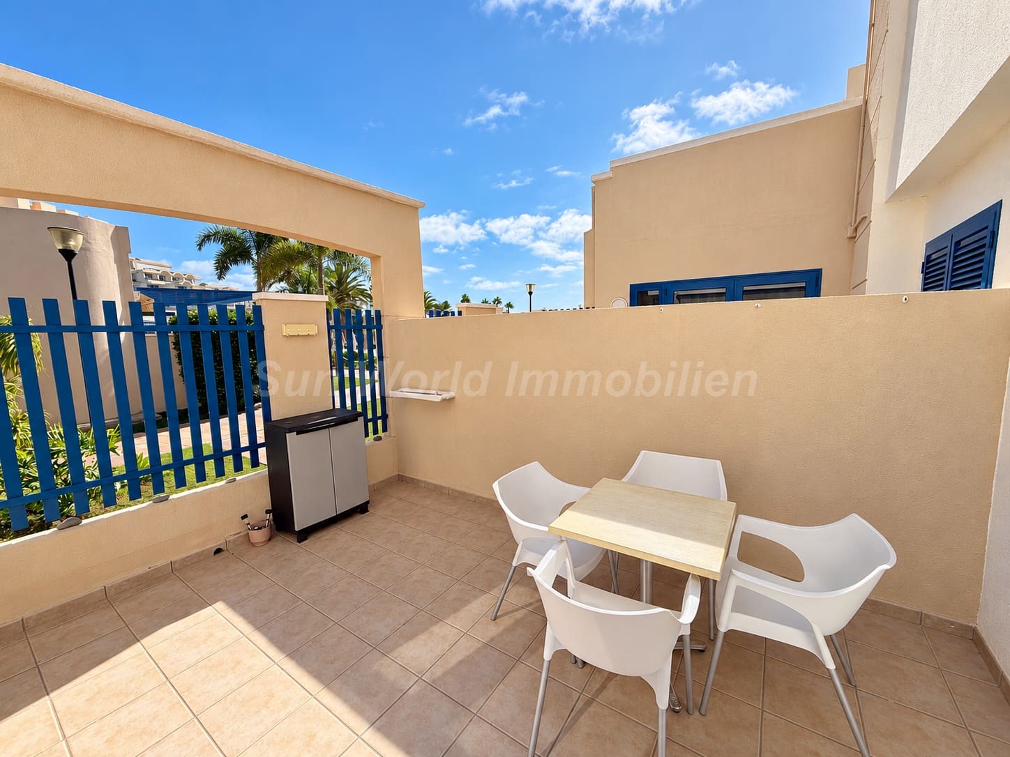 Bungalow de 1 habitación en Bahia Feliz en alquiler con piscina - 1.100 € (Ref: 10132142)