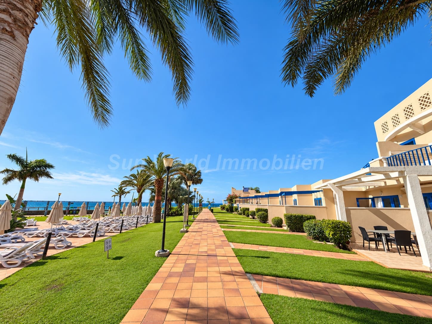 Bungalow de 1 habitación en Bahia Feliz en alquiler con piscina - 1.100 € (Ref: 10132142)