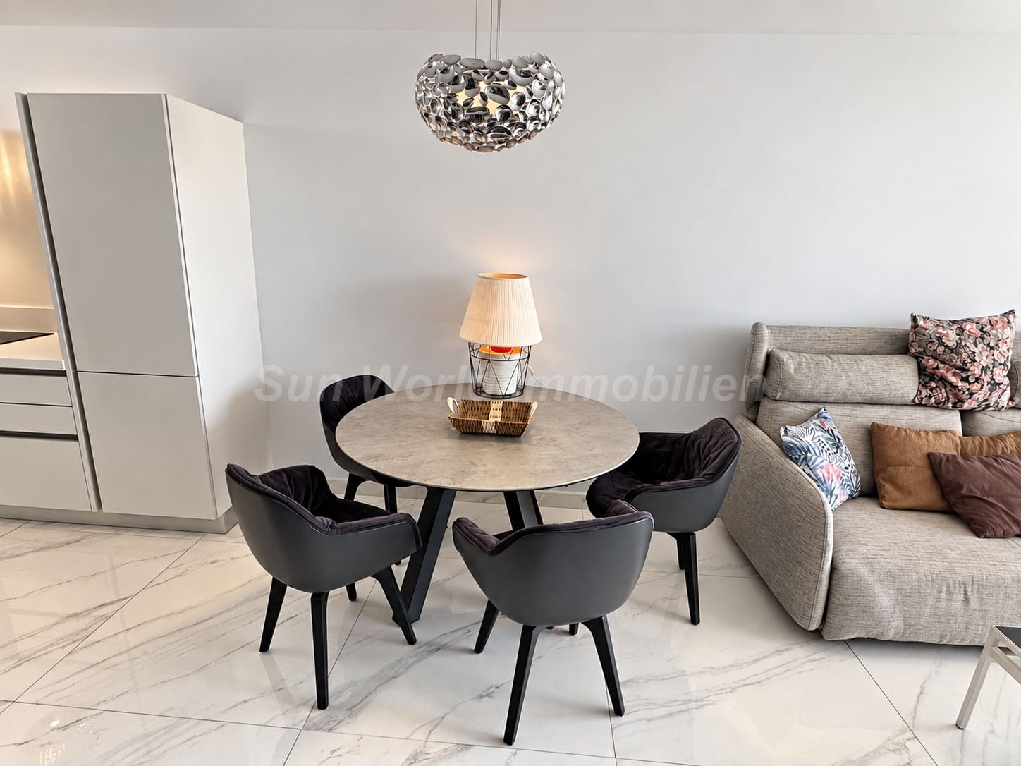 Piso de 2 habitaciones en Playa del Inglés en alquiler - 1.900 € (Ref: 10139320)