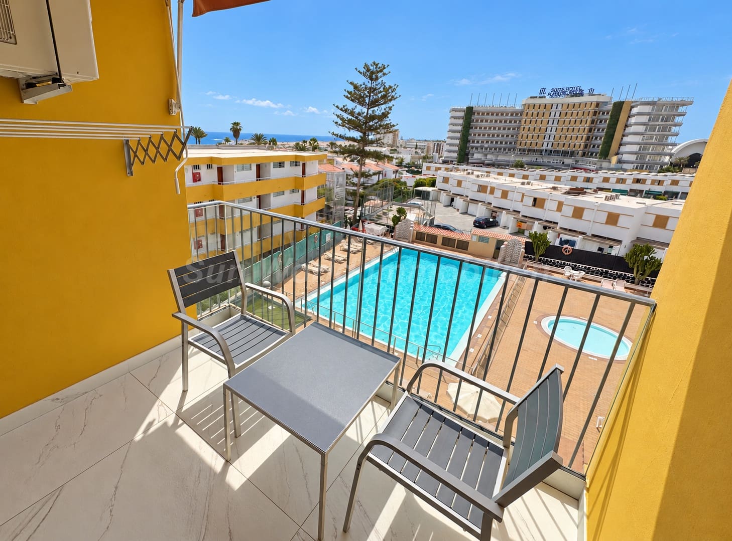 Piso de 2 habitaciones en Playa del Inglés en alquiler - 1.900 € (Ref: 10139320)
