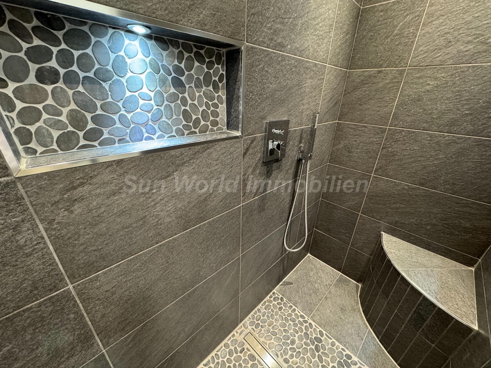 4 slaapkamer Huis te koop in Castillo del Romeral - € 449.000 (Ref: 8774580)