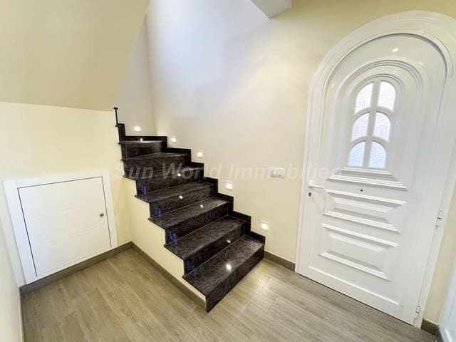 4 slaapkamer Huis te koop in Castillo del Romeral, San Bartolomé de Tirajana - € 449.000 (Ref: 8774580)