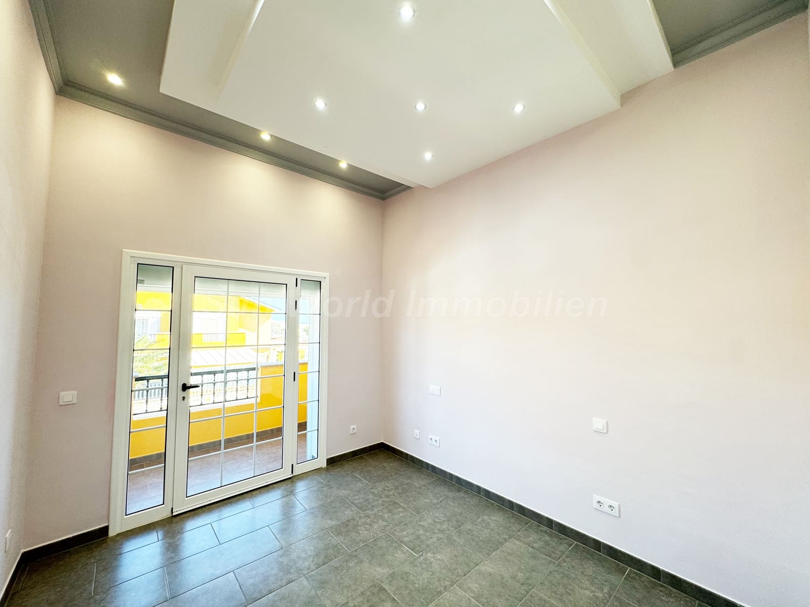 4 slaapkamer Huis te koop in Castillo del Romeral - € 449.000 (Ref: 8774580)